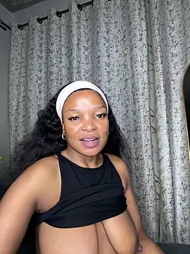 slimcateee online show from 12/17/25, 08:04