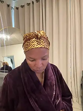slimcateee online show from 05/19/26, 08:53