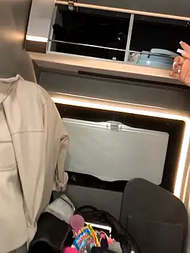 emma4xxx online show from 09/14/25, 08:19