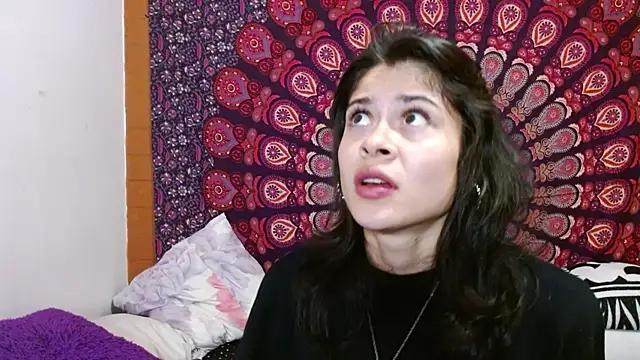 AbbySccott online show from 12/18/25, 12:06