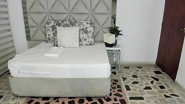 Snapshot of nina_pons chatting on 10/20/25, 11:16 nina pons online show from 10/20/25, 11:16