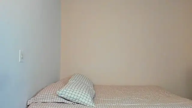 Snapshot of nina_pons chatting on 11/27/25, 09:06 nina pons online show from 11/27/25, 09:06