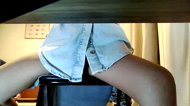 petite-Alondra online show from 02/01/26, 07:01