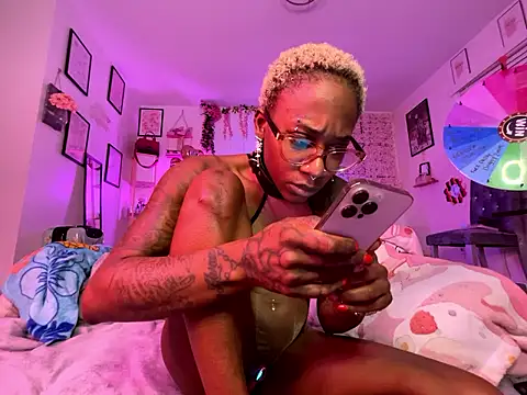 VixenCapri online show from 01/11/26, 11:21