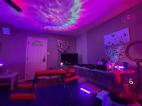 VixenCapri online show from 03/13/26, 09:54