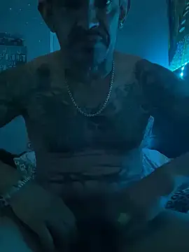 RoodoggXL online show from 02/11/25, 01:10