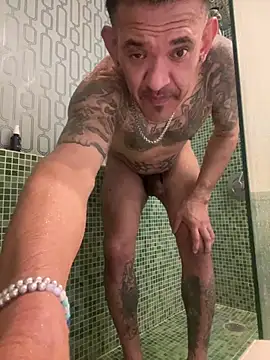 RoodoggXL online show from 02/08/26, 07:34