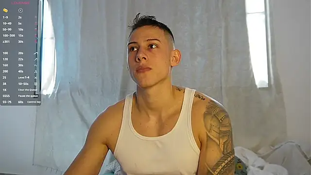 Muscle King Cum online show from 11/22/25, 03:33