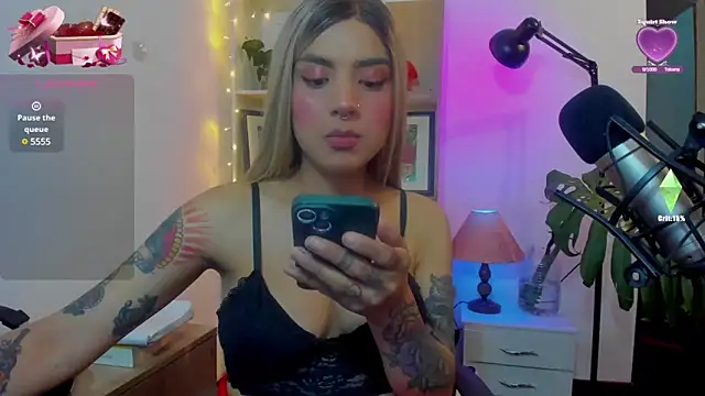 Snapshot of Yeriawaddell_ chatting on 01/21/25, 02:00 Yeriawaddell online show from 01/21/25, 02:00