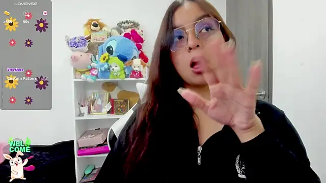 Valery7rose  online show from 06/10/26, 03:33