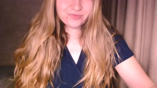 Snapshot of fiona_cute_2 chatting on 11/16/25, 07:30 fiona cute 2 online show from 11/16/25, 07:30