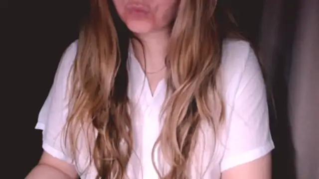 Snapshot of fiona_cute_2 chatting on 03/02/26, 07:54 fiona cute 2 online show from 03/02/26, 07:54