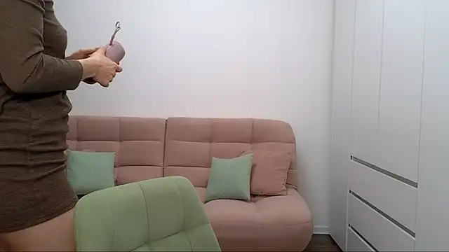 AliciaNewell online show from 01/18/25, 10:28