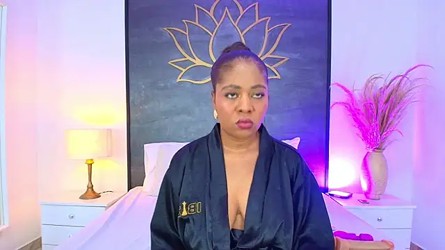 AlisonTravis online show from 04/12/26, 04:23