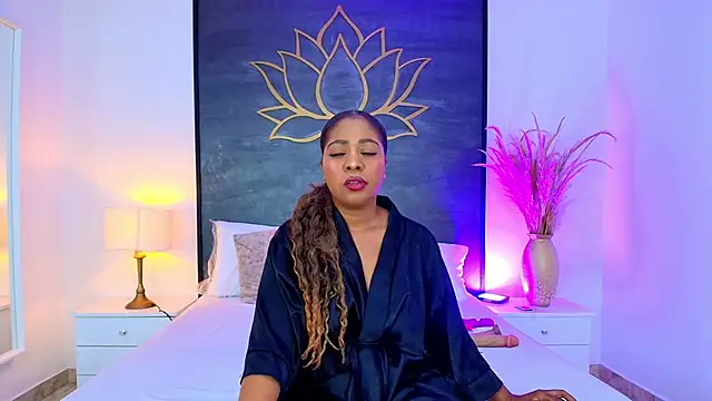 AlisonTravis online show from 04/26/26, 03:26
