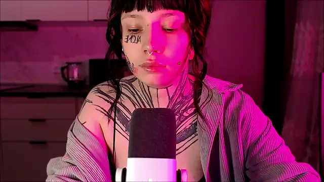 tradishka online show from 01/31/25, 10:52