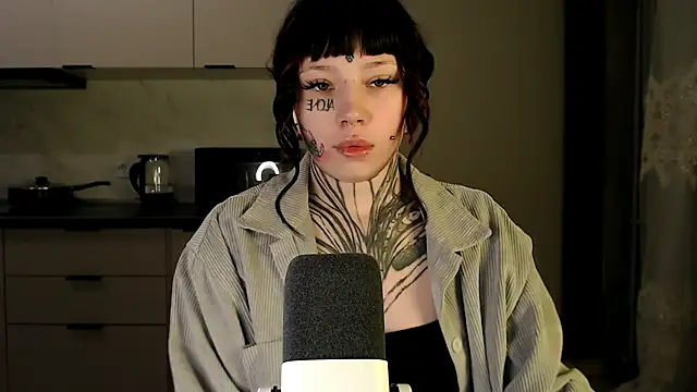 tradishka online show from 02/04/25, 10:24