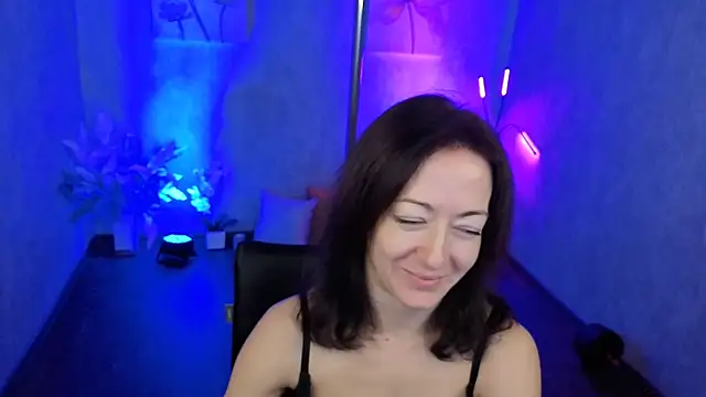 kimberlyray777 online show from 10/25/25, 05:26