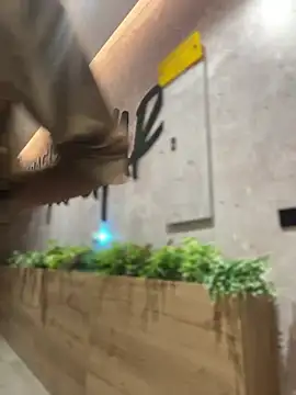 Snapshot of Emilia_Bakerr chatting on 01/20/25, 06:43 Emilia Bakerr online show from 01/20/25, 06:43