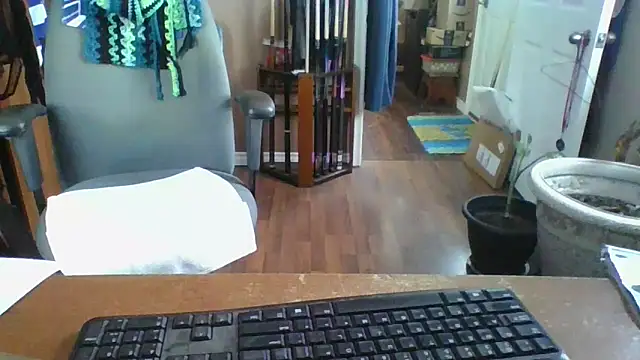 Snapshot of Daremeknot chatting on 02/21/25, 02:48 Daremeknot online show from 02/21/25, 02:48