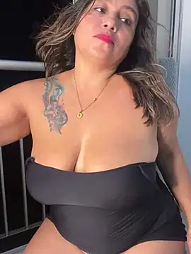 Snapshot of MrsFoucher chatting on 03/19/25, 12:59 MrsFoucher online show from 03/19/25, 12:59