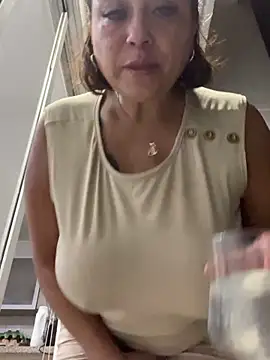 Snapshot of MrsFoucher chatting on 01/18/26, 02:59 MrsFoucher online show from 01/18/26, 02:59