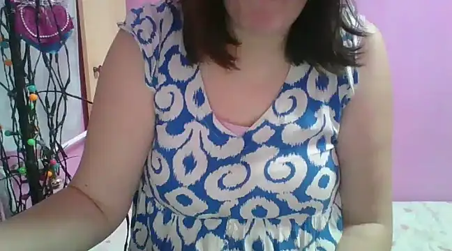 Snapshot of Lucinka1 chatting on 02/14/25, 05:25 Lucinka1 online show from 02/14/25, 05:25