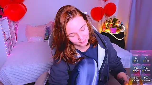 Snapshot of Karen_morris chatting on 03/22/25, 12:57 Karen morris online show from 03/22/25, 12:57