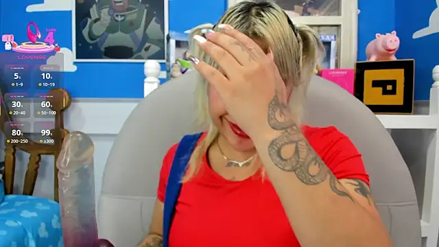 miss danika online show from 03/22/25, 11:11