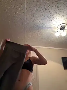 LikaCat online show from 01/30/25, 04:06