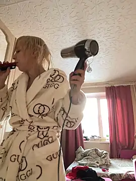 LikaCat online show from 02/28/25, 02:20