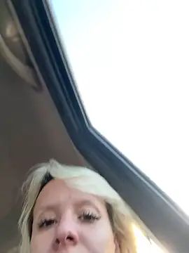 LikaCat online show from 09/26/25, 02:04