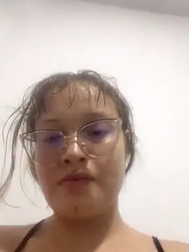 lucyy06 online show from 05/31/26, 03:58