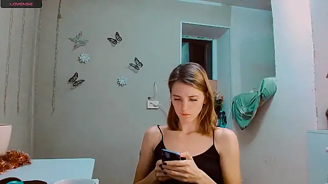 Snapshot of RosaJil chatting on 12/08/24, 04:39 RosaJil online show from 12/08/24, 04:39