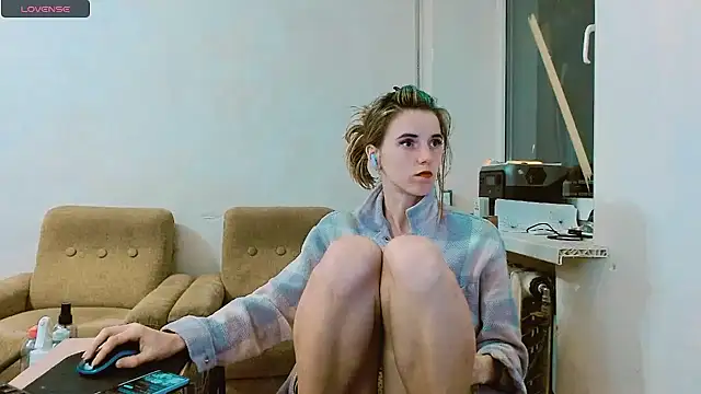 Snapshot of RosaJil chatting on 03/08/25, 06:58 RosaJil online show from 03/08/25, 06:58