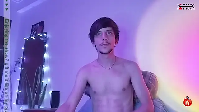 Snapshot of tobix_ chatting on 01/19/25, 05:58 tobix online show from 01/19/25, 05:58