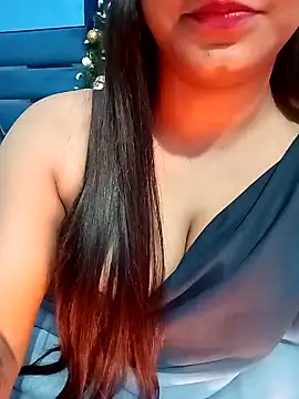 Snapshot of Gulabo-jaan chatting on 12/31/24, 10:12 Gulabo-jaan online show from 12/31/24, 10:12