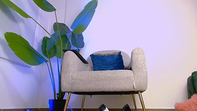 Sara ow online show from 03/30/26, 08:21