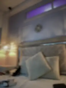 MarianaBenz online show from 02/12/25, 08:29