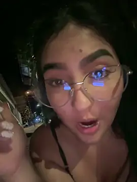 MarianaBenz online show from 03/05/25, 02:36