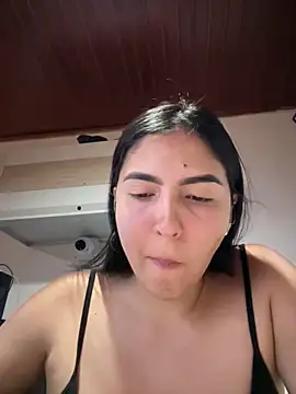 MarianaBenz online show from 02/12/26, 11:55