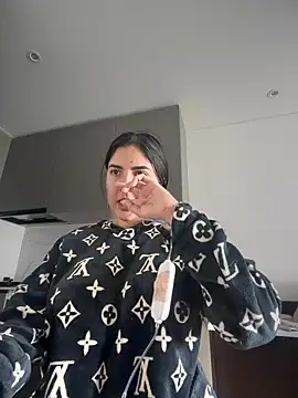 MarianaBenz online show from 02/17/26, 03:19