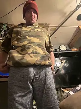 Snapshot of Followthepiper chatting on 02/04/25, 11:49 Followthepiper online show from 02/04/25, 11:49