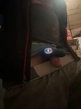 Snapshot of Followthepiper chatting on 03/13/25, 12:56 Followthepiper online show from 03/13/25, 12:56