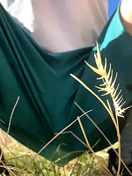 Snapshot of Followthepiper chatting on 10/10/25, 04:28 Followthepiper online show from 10/10/25, 04:28