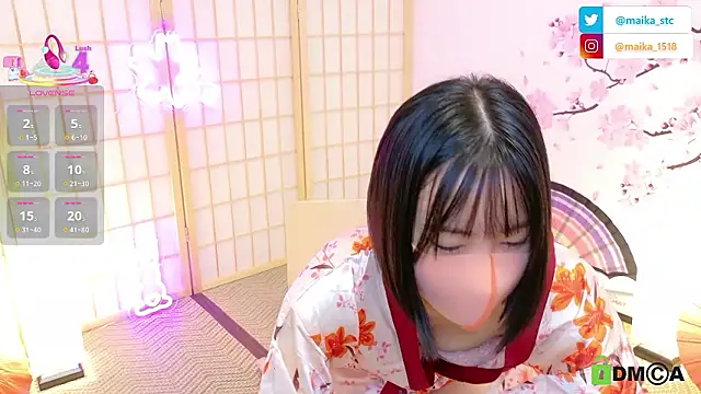 Snapshot of maika08 chatting on 09/15/25, 12:16 maika08 online show from 09/15/25, 12:16