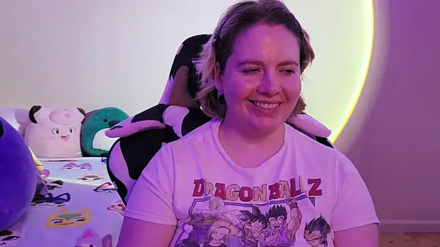 Snapshot of InternetFairy_XO chatting on 12/24/24, 07:39 InternetFairy XO online show from 12/24/24, 07:39