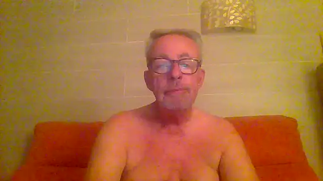 tuggy59 online show from 09/10/25, 04:45