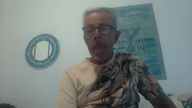 tuggy59 online show from 09/25/25, 04:38