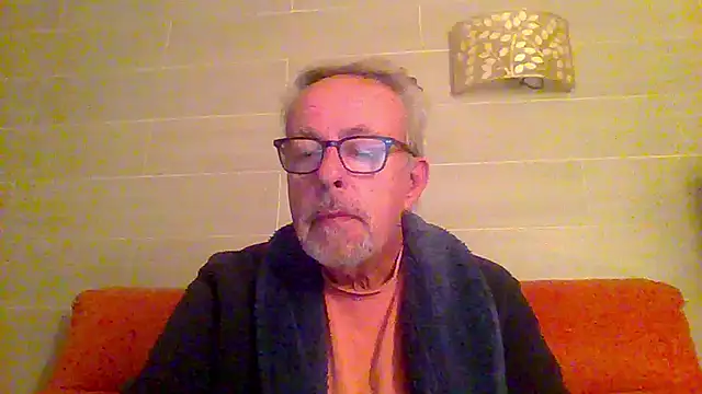 tuggy59 online show from 01/11/26, 06:18